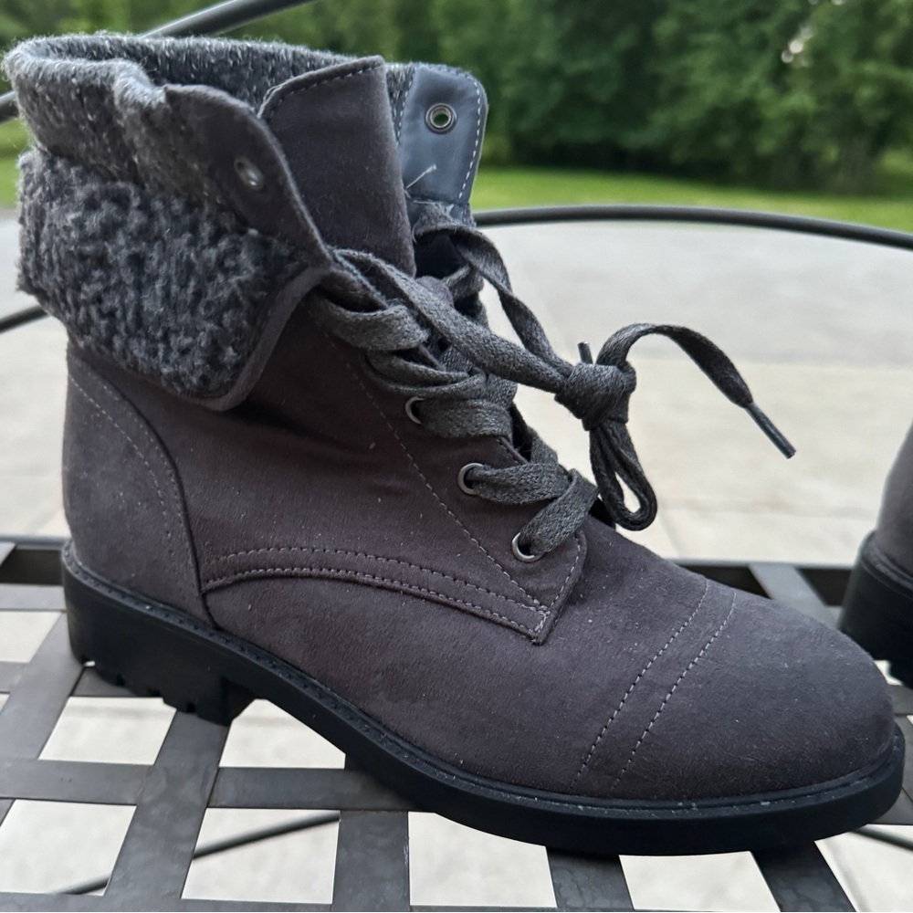 Serra Charcoal/Brown Lace-Up Moto Boots